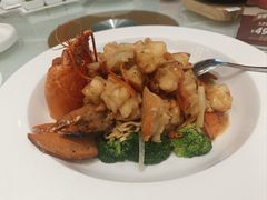 -万龙洲海鲜(大兴绿地缤纷城店)