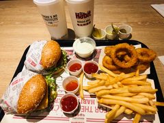 -The Habit Burger Grill 哈比特汉堡(复兴soho店)