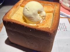 面包诱惑-绿茶餐厅(同成街华联店)