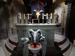 -暴风岛沉浸式体验馆(百联世纪店)