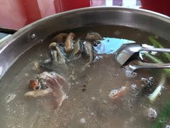 -老石黑山羊毛驴肉火锅(金凯广场店)