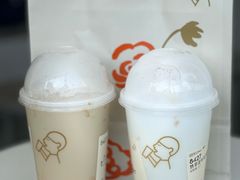 -喜茶(迪士尼小镇·平行宇宙店)