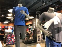 -NIKE武汉品牌体验店