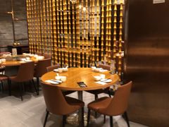 -乐忻皇朝(上海中心大厦店)