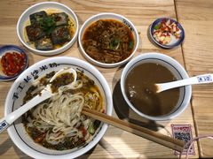 -白沙肴·长沙米粉.小炒湘菜(石厦时代广场店)