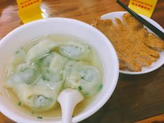 -潘国仙耳光馄饨(黄家阙路店)