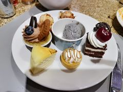 -怡咖啡海鲜自助餐厅(浦东香格里拉店)