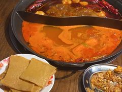 -萍姐火锅·公路夜市(武汉首店)