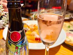 -JINNS锦时 steak&pizza(浸信会礼拜堂旧址店)