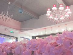 -樱花里音乐餐吧·牛扒椰子鸡(东圃店)