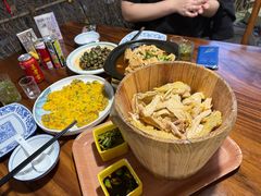 -小小饭店·休闲农庄·安吉松树林里的农家菜