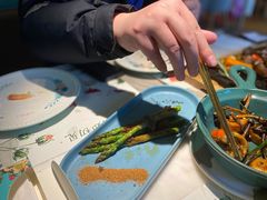 焗芦笋包肉-蜜桃花开·中西融合菜E&W(南长街店)