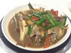 -鑫悦楼煎蟹·16年海鲜大排档