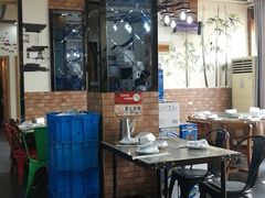 大堂-八张桌子(老店)