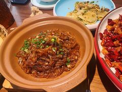 -有红鸡毛店·川菜(建设路店)