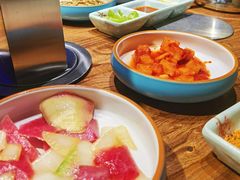 -明洞阿姨·韩式酱蟹烤肉·创意料理(三元桥店)