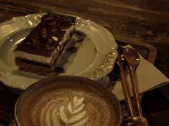 -BUND·FIVE外滩5号(天际店)