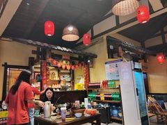 -富正毅三下锅·湘西韵味(天门山索道店)