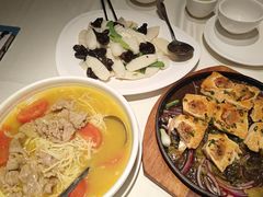 -简·东山小厨(东山口店)