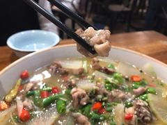 -李双猪·小龙虾·烧烤·羊肉煲(乐山店)