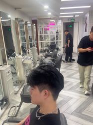-米娜护肤造型
