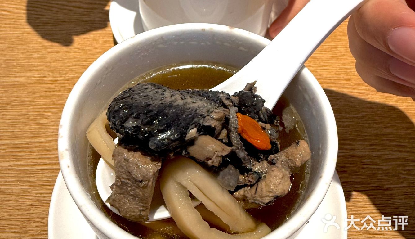 降温了…又想蔡澜点心家这一桌冬日暖食了！
