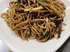 黑椒牛柳丝炒意粉-维园港式茶餐厅(龙岗盛平店)