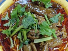 -二娃邓板凳面(解放碑店)
