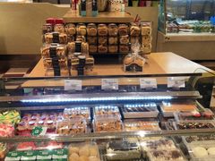 零售区-宁波华侨温德姆至尊豪廷大酒店·多丽美食屋