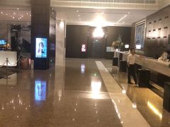 -上海虹桥西郊假日酒店