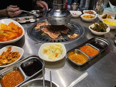 -韩聚屋韩国烤肉餐厅(新北万达店)