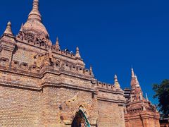 -一寨两国风景区