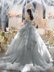 -艾米婚纱&婚礼策划