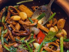 -八府香鸭·啫啫煲(华山路店)