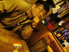 -城墙外BAR