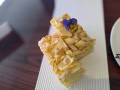 榄仁萨其马-白天鹅宾馆-玉堂春暖餐厅