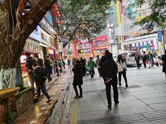 -八一路好吃街(雨田商务大厦店)