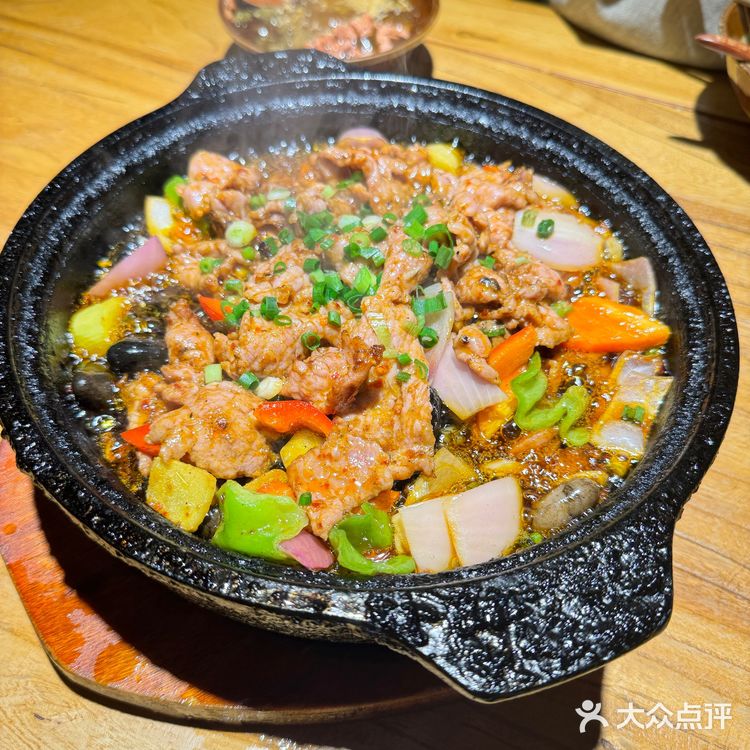 我的本地小吃优惠指南小酒馆体验川式烟火美味😋