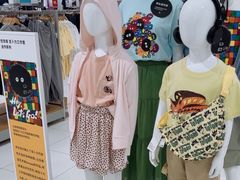 -优衣库(南京建邺万达广场店)