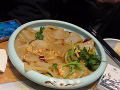 -锅老头海鲜铁锅炖