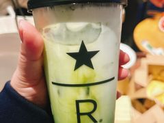 -星巴克臻选(上海合生汇1F店)