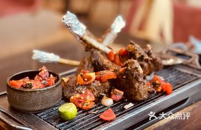 8 Bowls Roasted Lamb Ribs