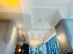 -港丽餐厅(高德置地店)