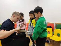 -英孚教育青少儿(昆城广场中心)