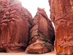 -天山神秘大峡谷