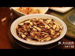 -方国老头包子·39年威海本地老字号•小船海鲜疙瘩汤