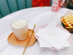 冰激凌奶咖-艾米茉亲子餐厅(万象城店)