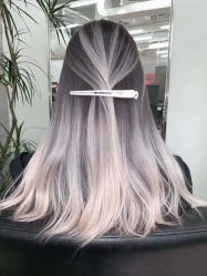 -MODEL'S HAIR