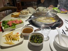 -山海龙·潮汕牛肉火锅(奥林春天店)
