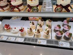 -花花卷卷·鲜食蛋糕(静安久光百货店)